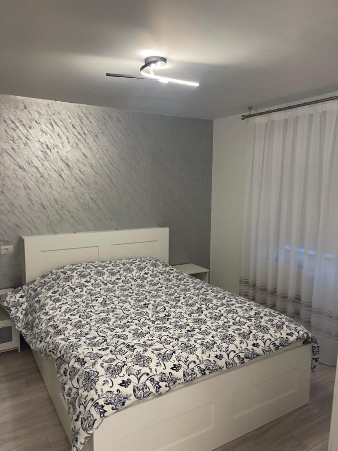 Apartament Incantator In Ρόμαν Εξωτερικό φωτογραφία